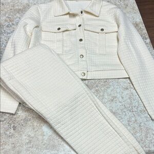 Cream Quilted Women's Pants & Jacket Set